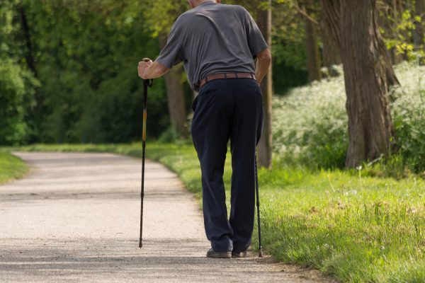 Weglauftendenz bei Demenz: Tipps wie Sie damit umgehen