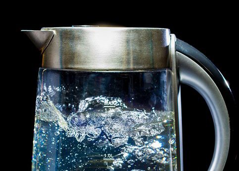 Wasserkocher aus Edelstahl – die gesündere Alternative zu Kunststoff?!